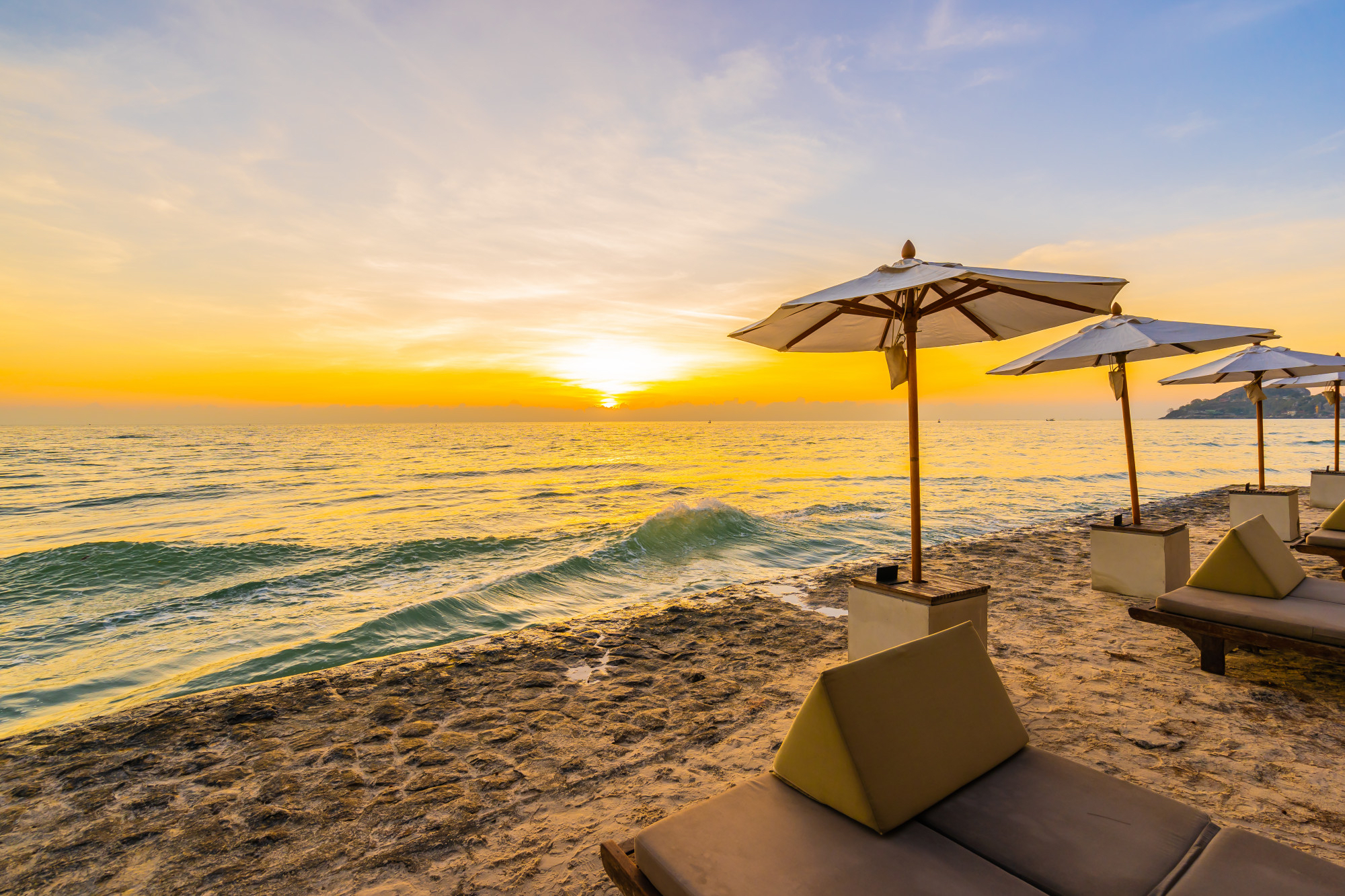 Romantic sunset beach in Sri Lanka